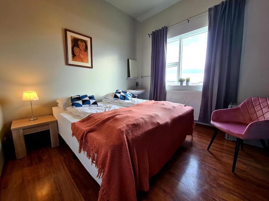 Hlin Guesthouse Varmahlid  Extérieur photo